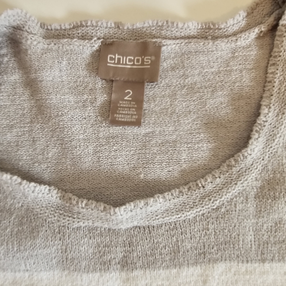 Chicos Women's Sweater Light Weight Gray, White Purple Size 2 12-14 EUC - Picture 4 of 12